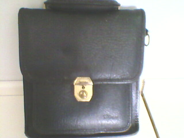 Londrina-malas e bolsas  diversas – usadas 43-98452-9185