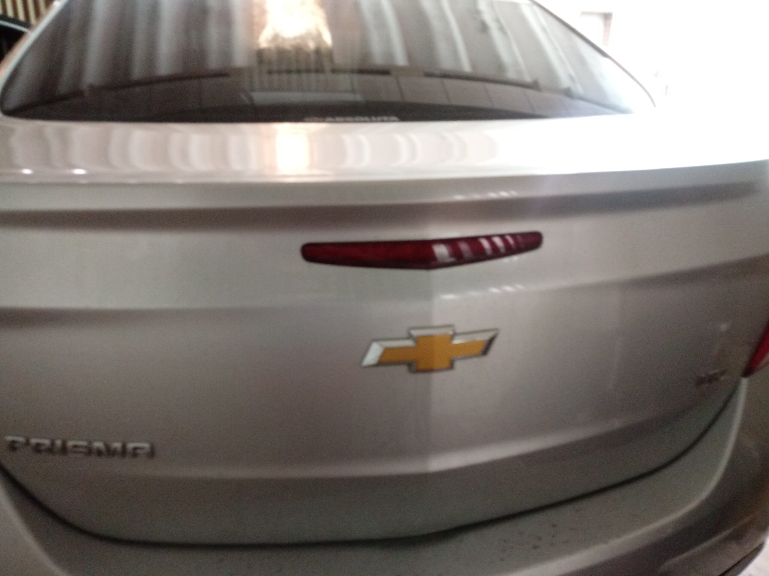 Prisma LTZ Automático Prata 2018
