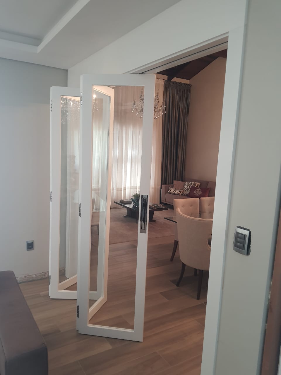 QUER TER UMA PORTA LAQUEADA EM SUA CASA?