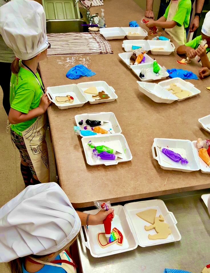 Oficinas recreativas para festas infantil cupcakes bolos cookies