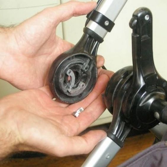 Limpeza e manutenção de carrinhos de bebê